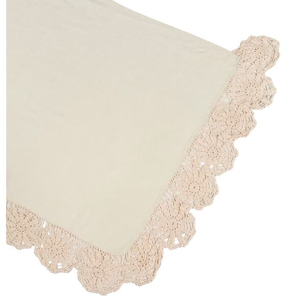 Table Runner Beige Dresser Scarf Crocheted Edge Pinwheel Cutout 63x19 Vintage - Picture 11 of 11